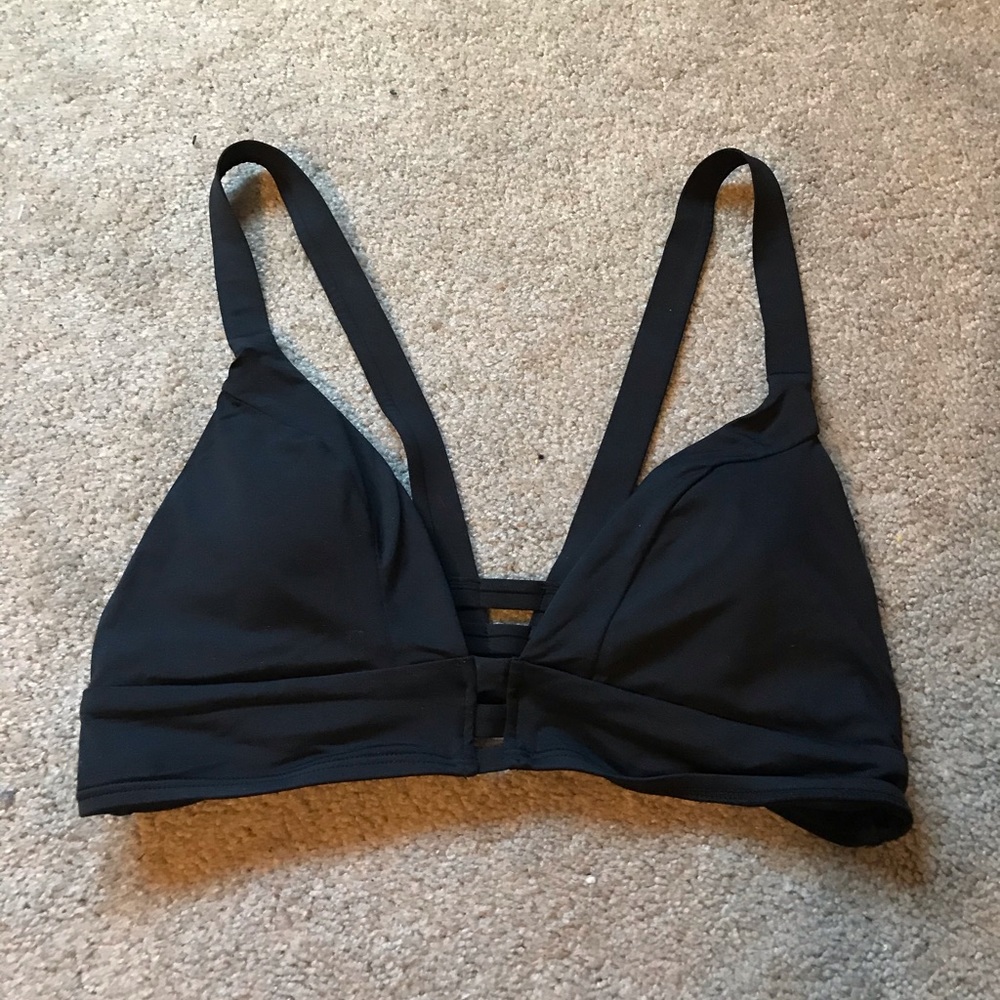 ***Black stewpot bikini top